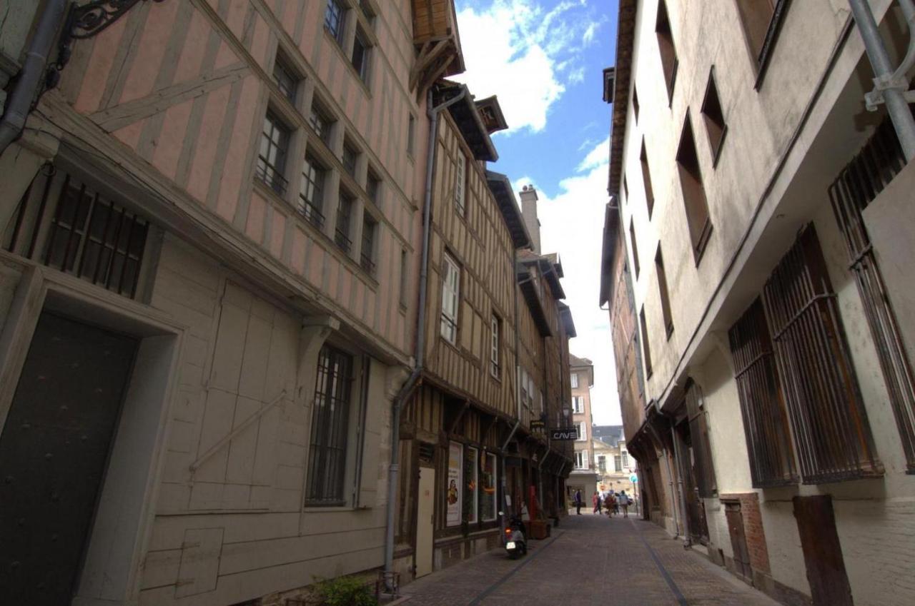 Apartmán Le Sacre Troyes Exteriér fotografie