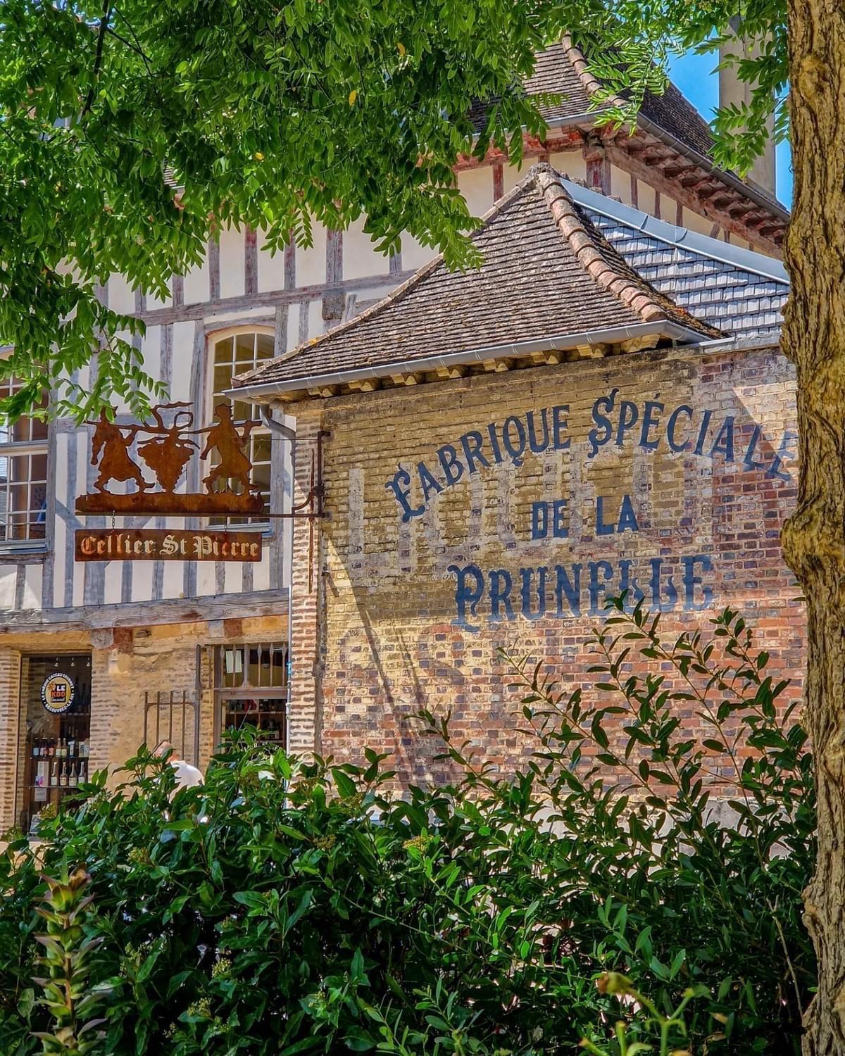 Apartmán Le Sacre Troyes Exteriér fotografie